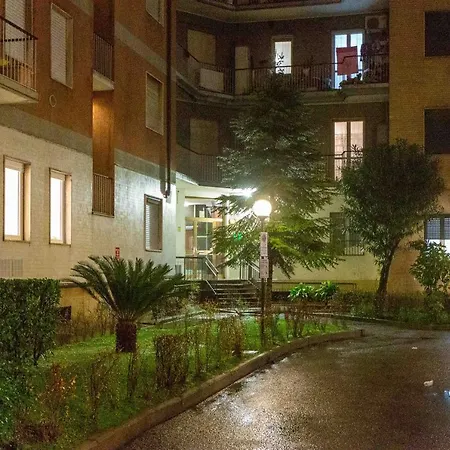 Paruta 76 Apartment Milan