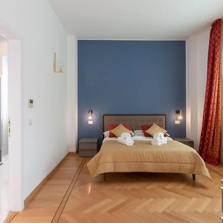 Πανσιόν Parco Solari's Suites