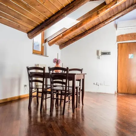 Altido Charming Flat For 6 In Historic Carrobbio Милан