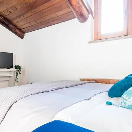 Altido Charming Flat For 6 In Historic Carrobbio *