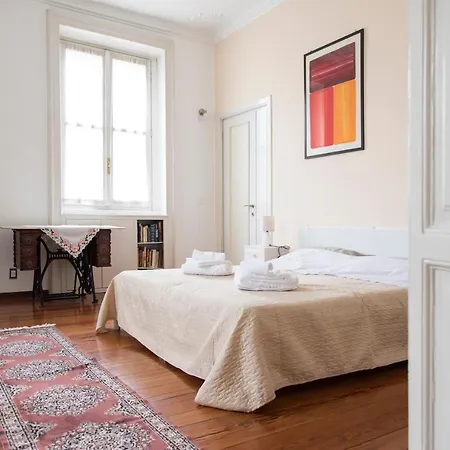 Apartment Brera District 2 Bedrooms -youhosty