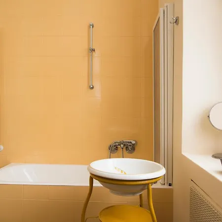 Brera District 2 Bedrooms -youhosty Apartment
