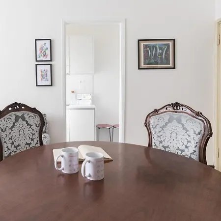 Italianway - Savona 2/a Apartmán *