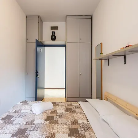 בית הארחה Central Guest House