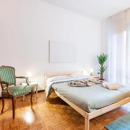 בית הארחה Central Guest House *