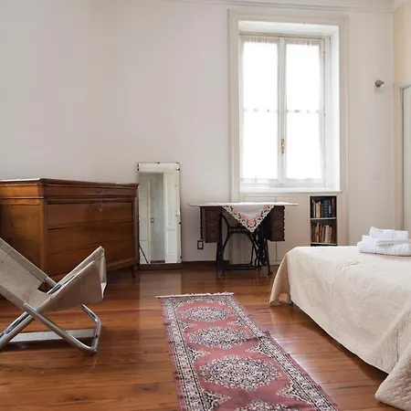 Apartment Brera District 2 Bedrooms -youhosty