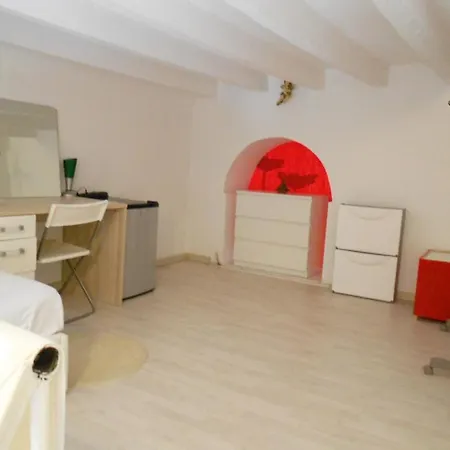 Loft In Modern Near M1 Pasteur Pensjonat *