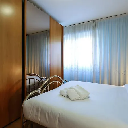 Primopiano - San Dionigi Appartement *