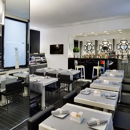 Hotel Lhp Napoleon 4*