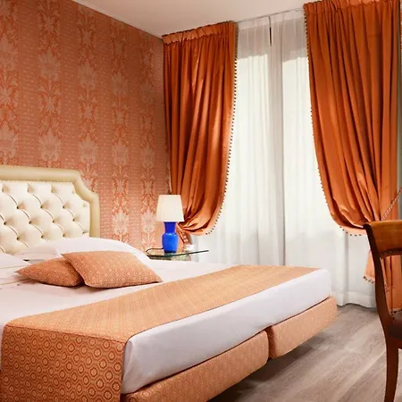 Hotel Pierre 5*