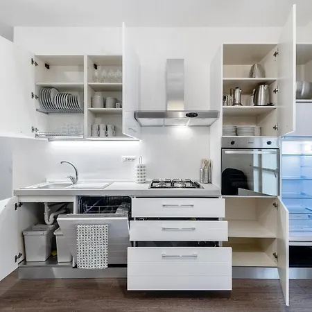 Savoia24 Central Station Deluxe Apartment Milan