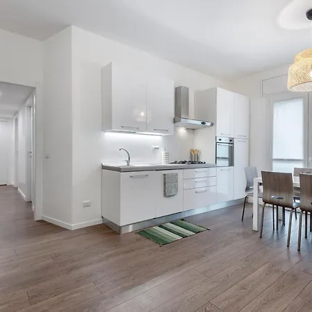 Savoia24 Central Station Deluxe Apartment