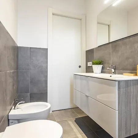 Apartment Maciachini R&r