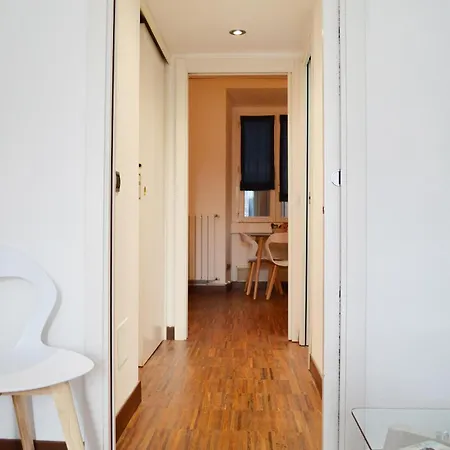 Room Inn 2*