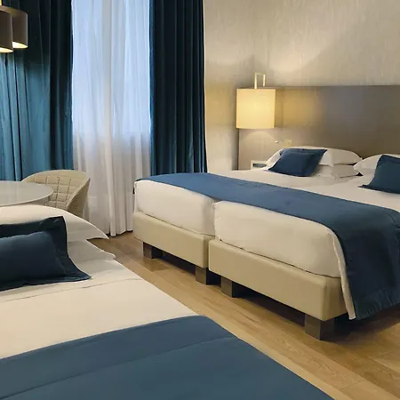 Hotel Rosa Grand - Starhotels Collezione Milán