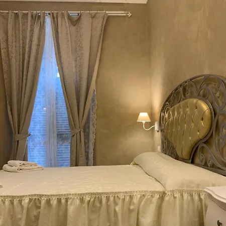 Hotell Boutique Calais Milano