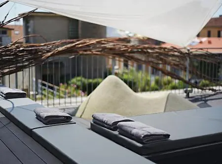 Miloft Guest And Terrace 2*