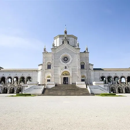 Lägenhetshotell Osoppo Milano