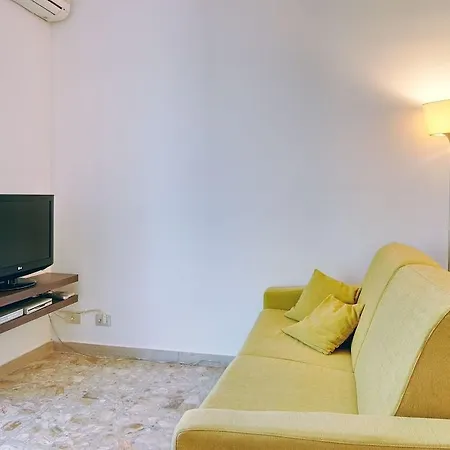Milan Apartment Rental Apartament *