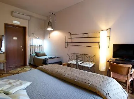Bed Art Hotel 2*