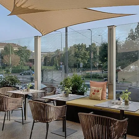 Nh Palazzo Moscova 4*