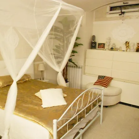 In Private Basement In Shared * Milan