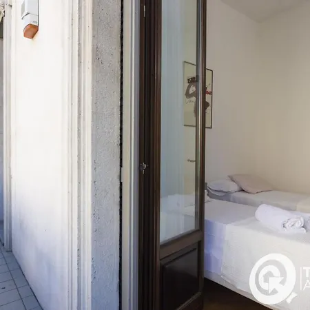White Romana Apartamento Milán