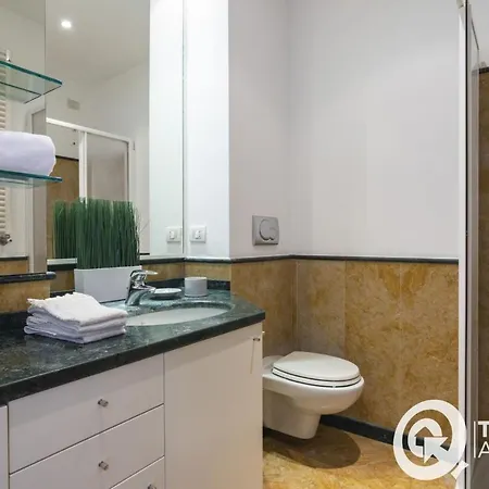 White Romana Apartamento Milán
