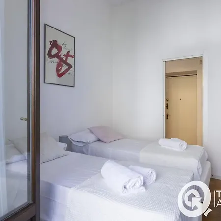 White Romana Apartamento Milán