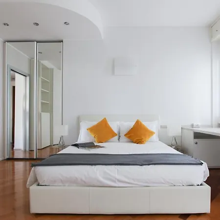 Apartment Heart Porta Romana Milan