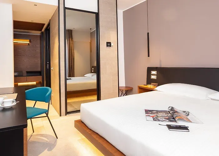 The Corner Duomo Hotel 4*
