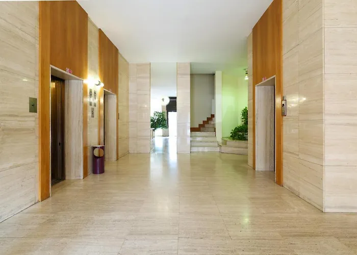 - Duomo Luxury V Apartman