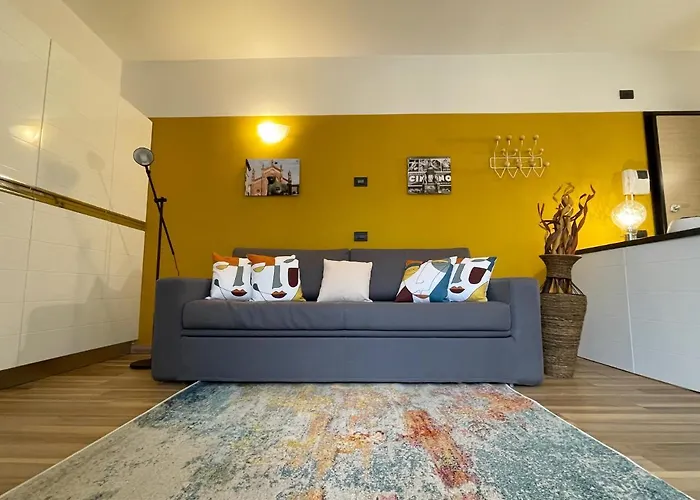 Rentopolis - Palazzo Candiani Apartament *