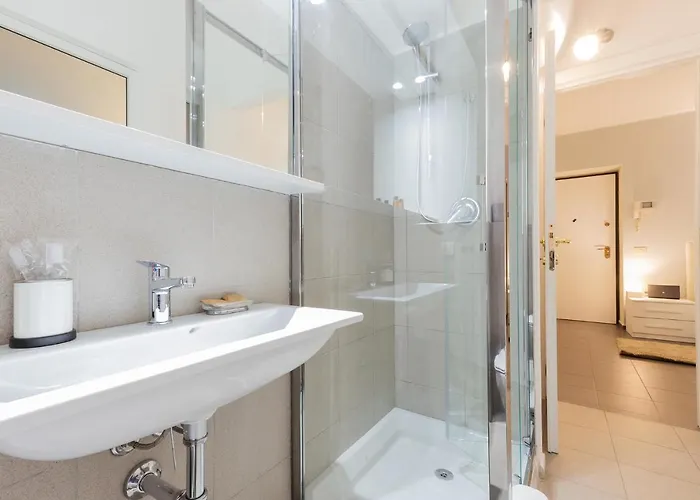 アパート Retreats Navigli ミラノ
