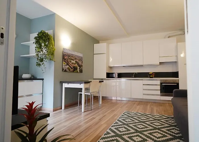 Rentopolis - Palazzo Candiani Apartament