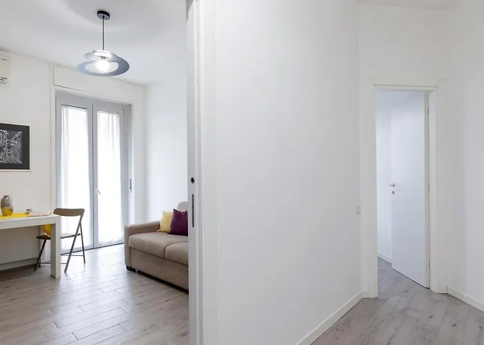 Hotel Piazza De Angeli M1 Comfortable Flat With Balcony Milão