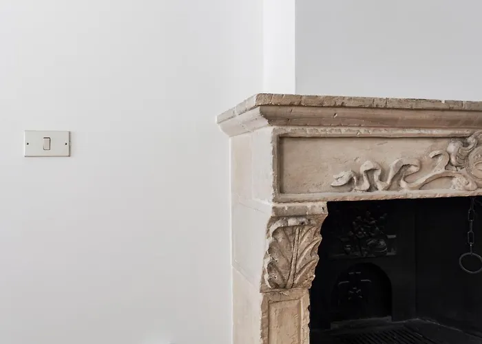 Hostmate - - Vicolo Fiori - Brera Lägenhet *