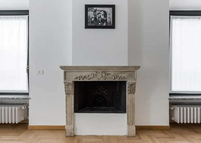 Lägenhet Hostmate - - Vicolo Fiori - Brera Milano