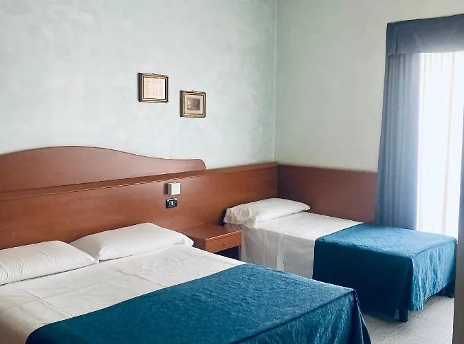 Hotel Aurora *