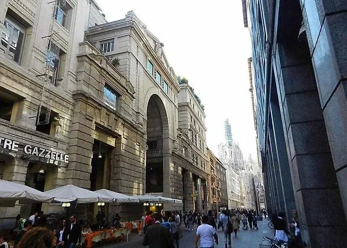 Duomo With Lovely Terrace Apartment *