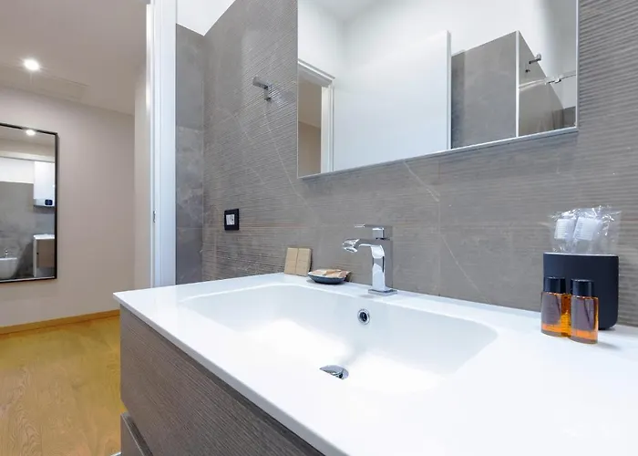 شقة Retreats Cadorna Duomo ميلان