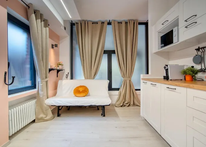 Otel Suzzani 273 *