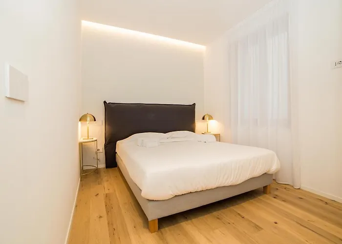Chic Luxury Apartments-hosted By Sweetstay * Milánó