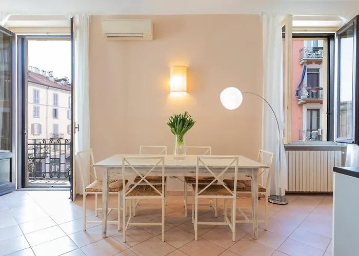 Retreats Navigli アパート ミラノ