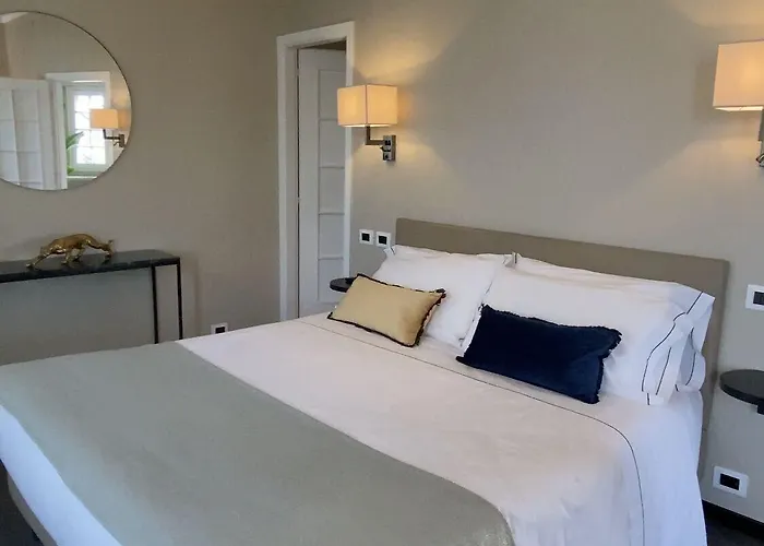 Mentana, By R Collection Hotel