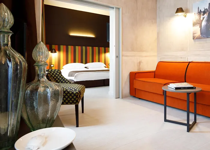 Fifty House Hotell 5*