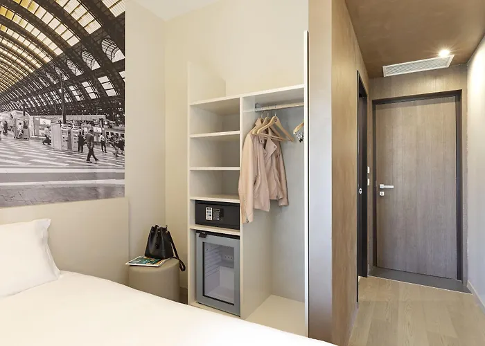 Station Hotel 3*
