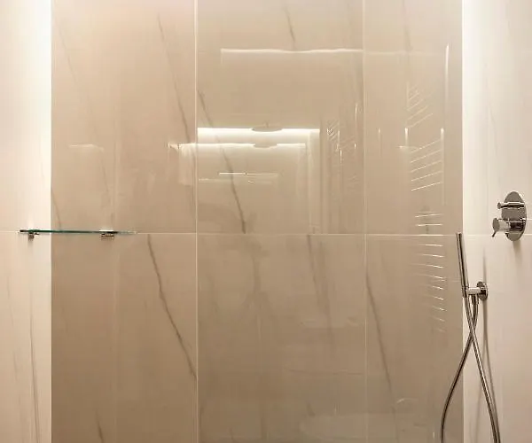 Prestige Boutique -piazza Duomo Apartamento 4*