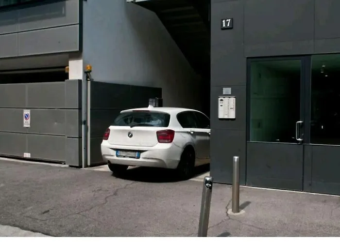 Vela Centro Con Garage