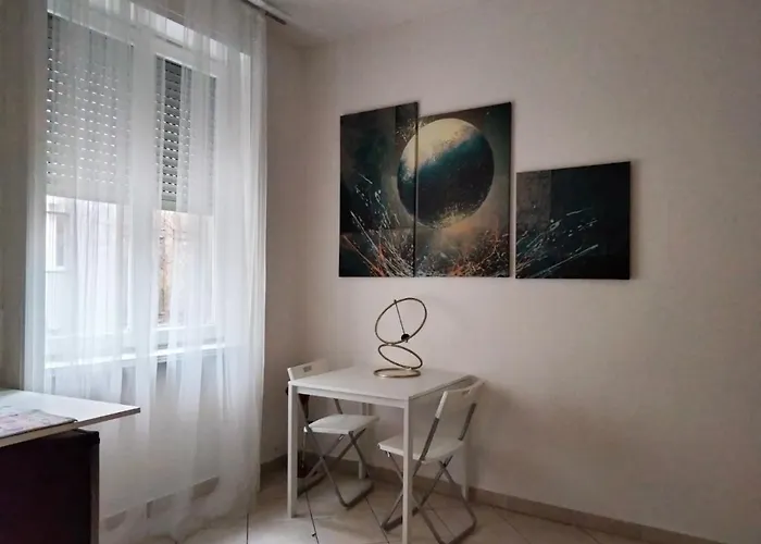 Michelangelo 26 Monolocale * Милан